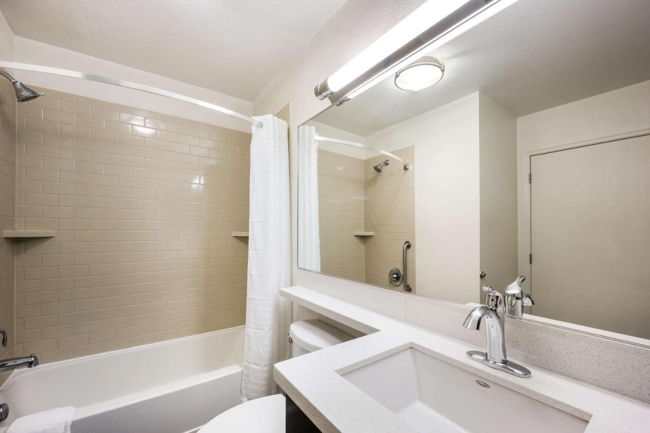โซเนสตา ซิมพลี สวีท ชิคาโก เนเปอร์วิลล์ Hotel Warrenville ภายนอก รูปภาพ