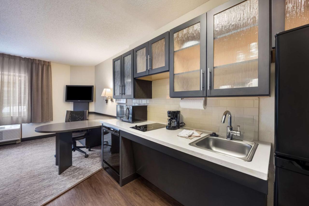 โซเนสตา ซิมพลี สวีท ชิคาโก เนเปอร์วิลล์ Hotel Warrenville ภายนอก รูปภาพ