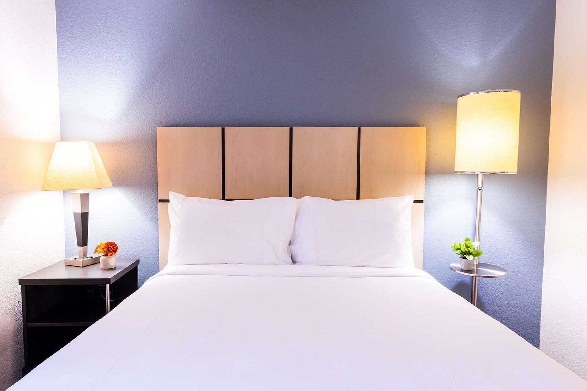 โซเนสตา ซิมพลี สวีท ชิคาโก เนเปอร์วิลล์ Hotel Warrenville ภายนอก รูปภาพ